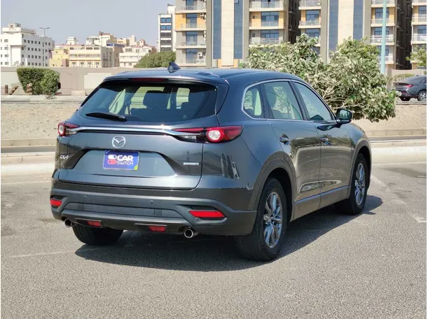 Car image 6
