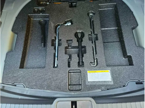 Car image 39