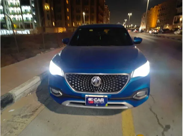 Car image 10