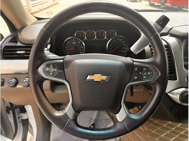 Car image 20