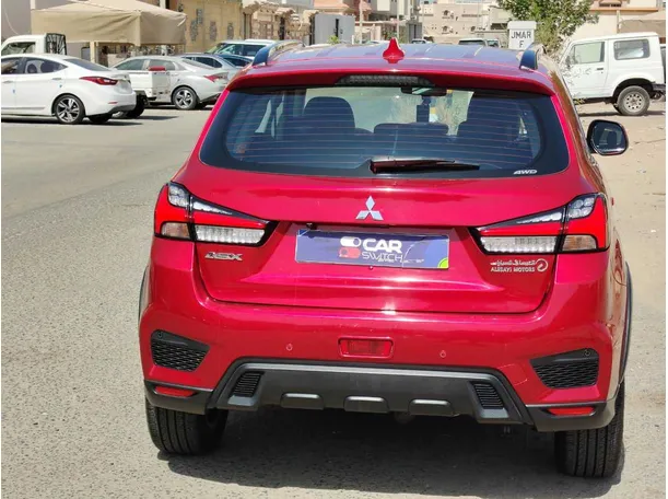 Car image 6