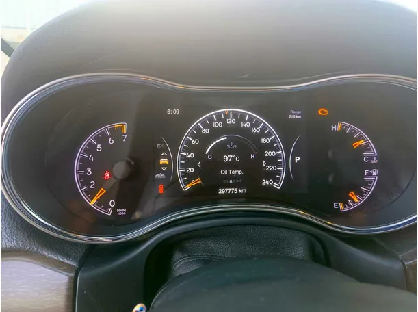 Car image 31