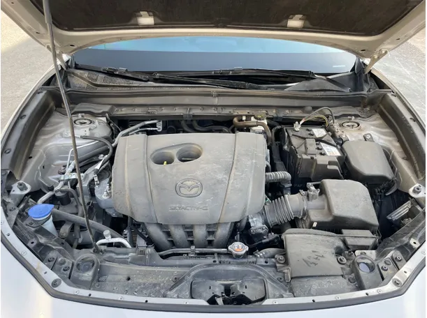 Car image 25