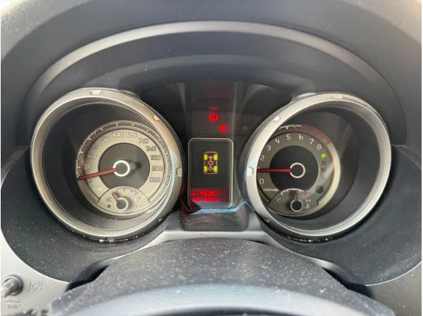 Car image 17