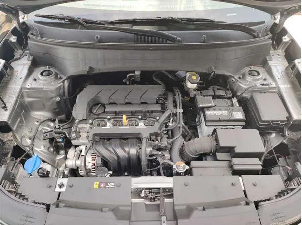 Car image 32