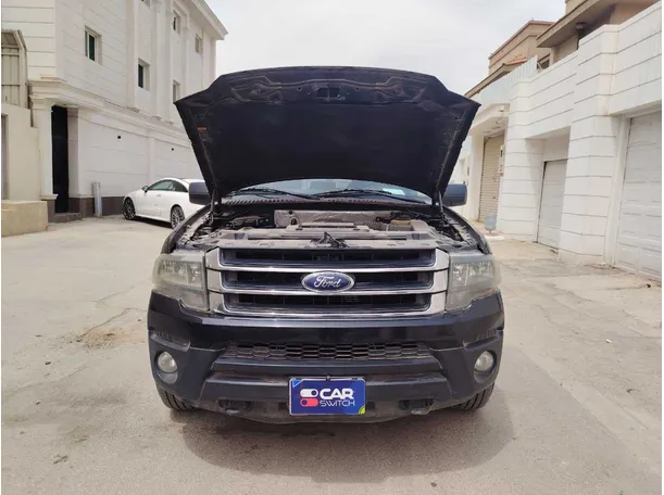 Car image 32