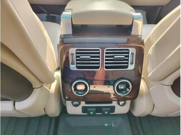 Car image 41