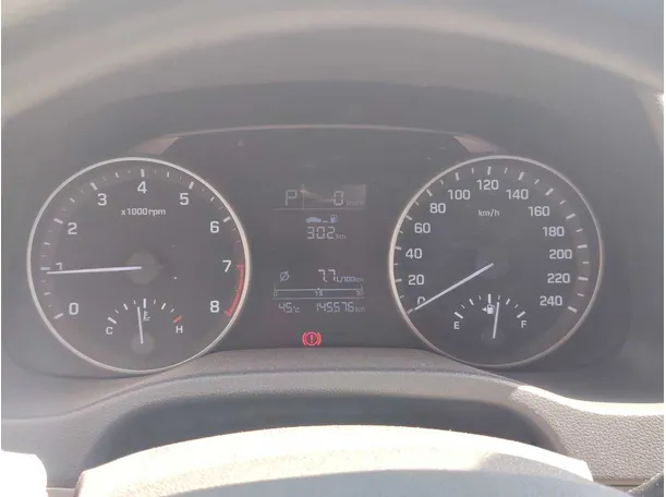 Car image 24