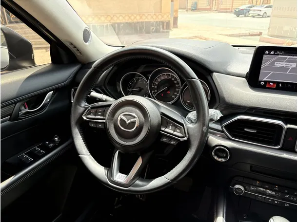 Car image 21