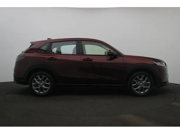 Car image 13