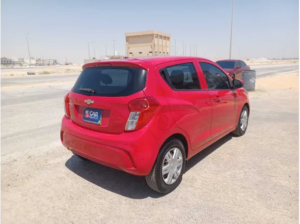 Car image 5