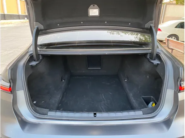Car image 23