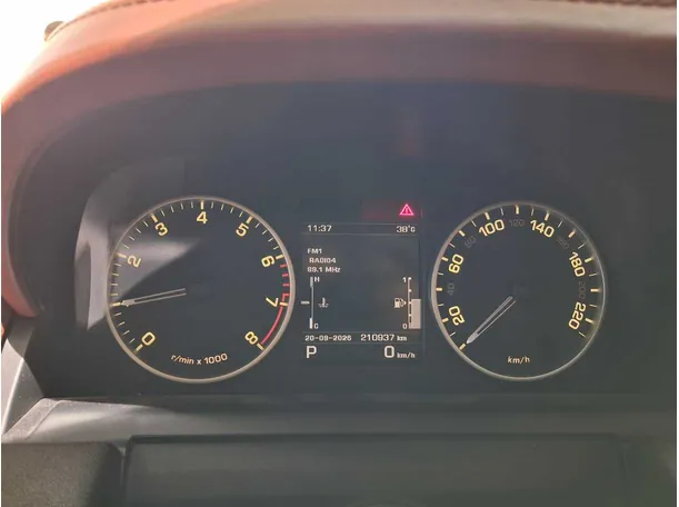 Car image 21