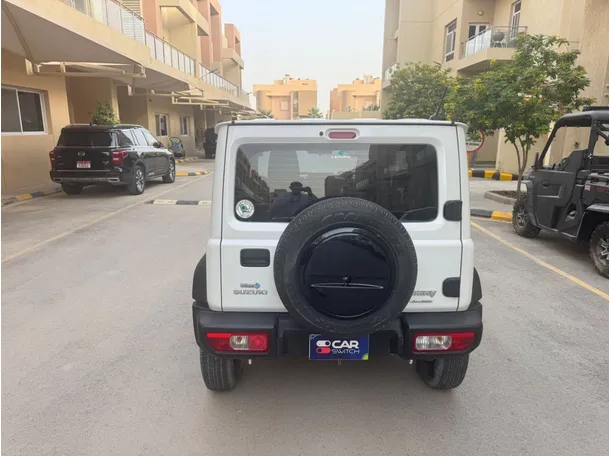 Car image 6