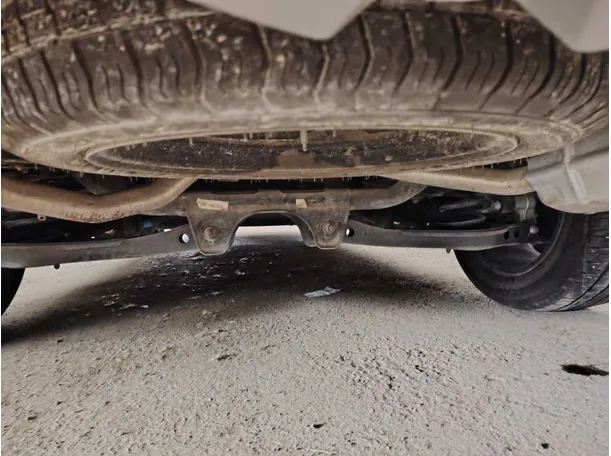 Car image 37