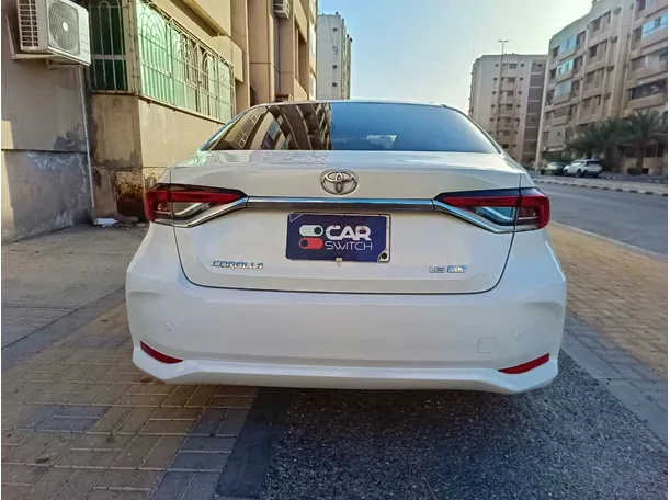 Car image 6