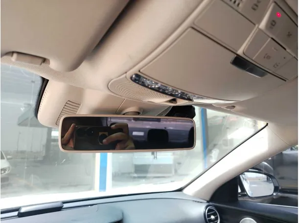 Car image 38