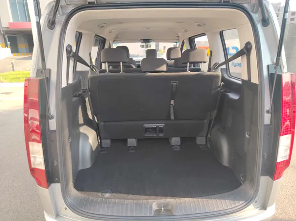 Car image 24