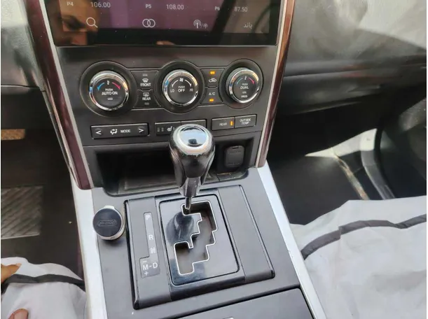 Car image 29