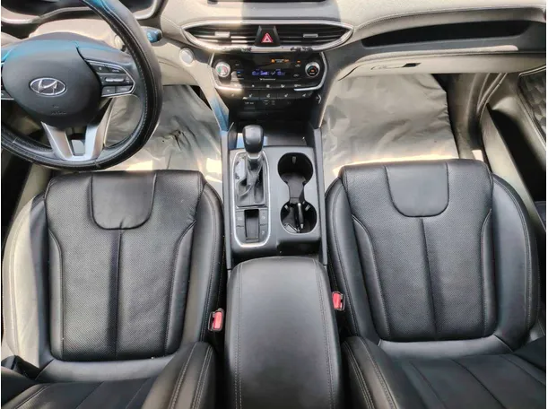 Car image 18