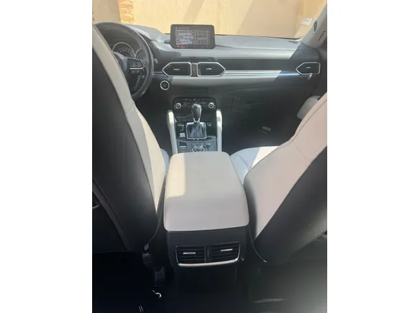 Car image 21
