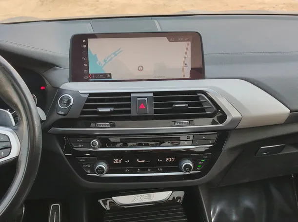 Car image 23