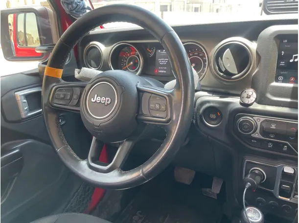 Car image 20