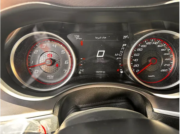 Car image 16