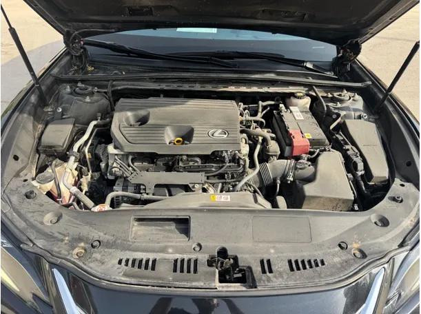 Car image 23