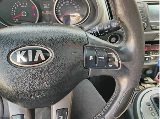 Car image 36