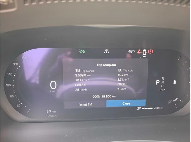 Car image 19