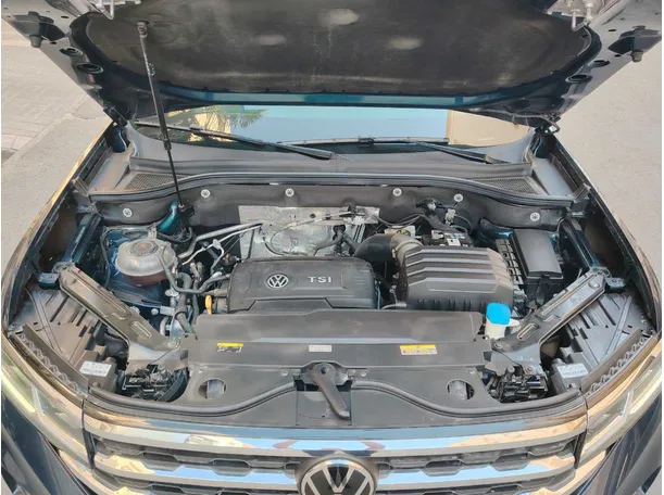 Car image 33