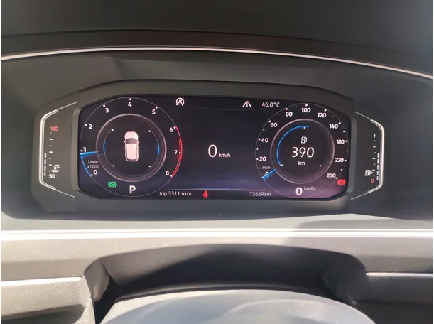 Car image 24
