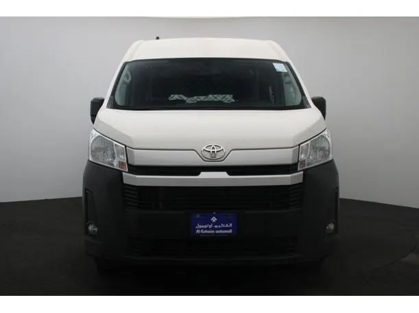 Car image 11