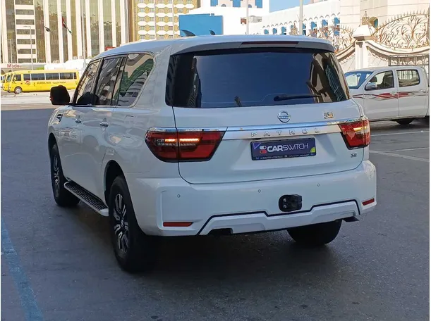 Car image 7