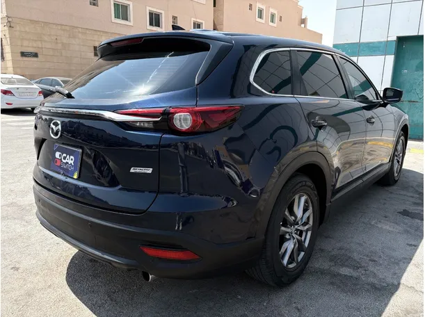 Car image 5