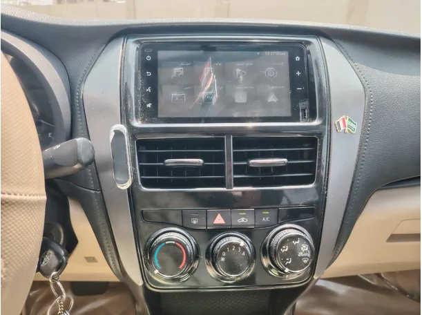 Car image 20