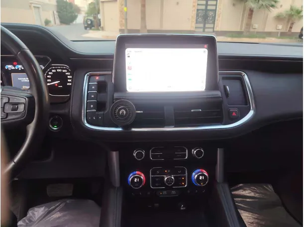 Car image 25