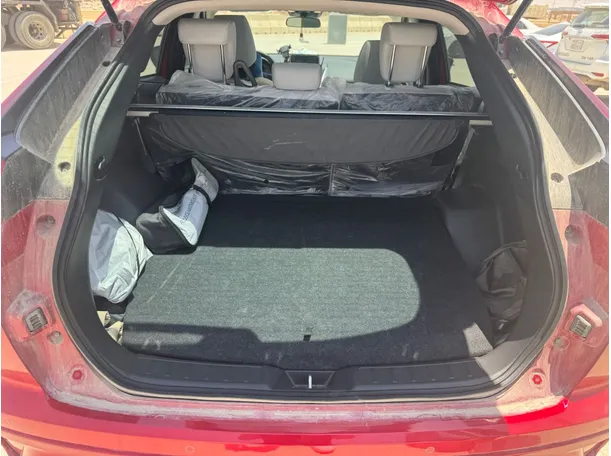 Car image 20