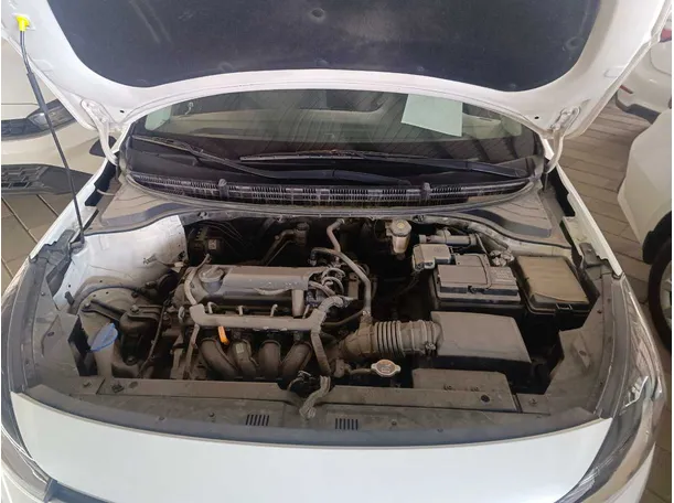Car image 23