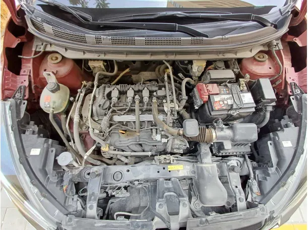Car image 21