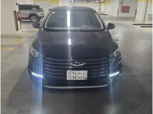 Car image 10