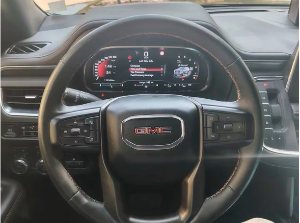 Car image 25