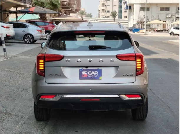 Car image 6