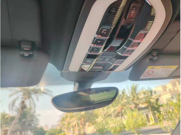 Car image 41