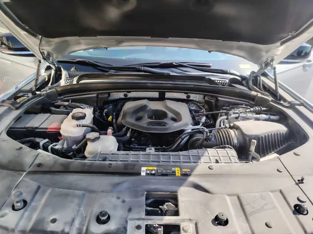 Car image 32