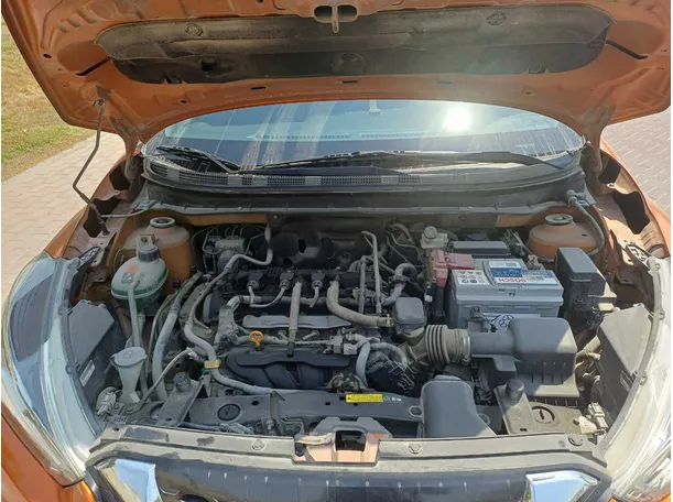 Car image 21