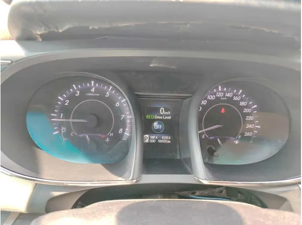 Car image 32