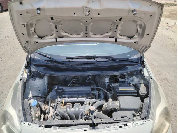 Car image 24