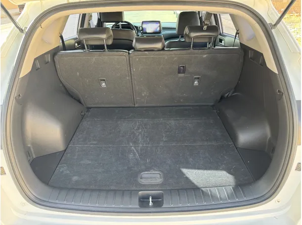 Car image 22